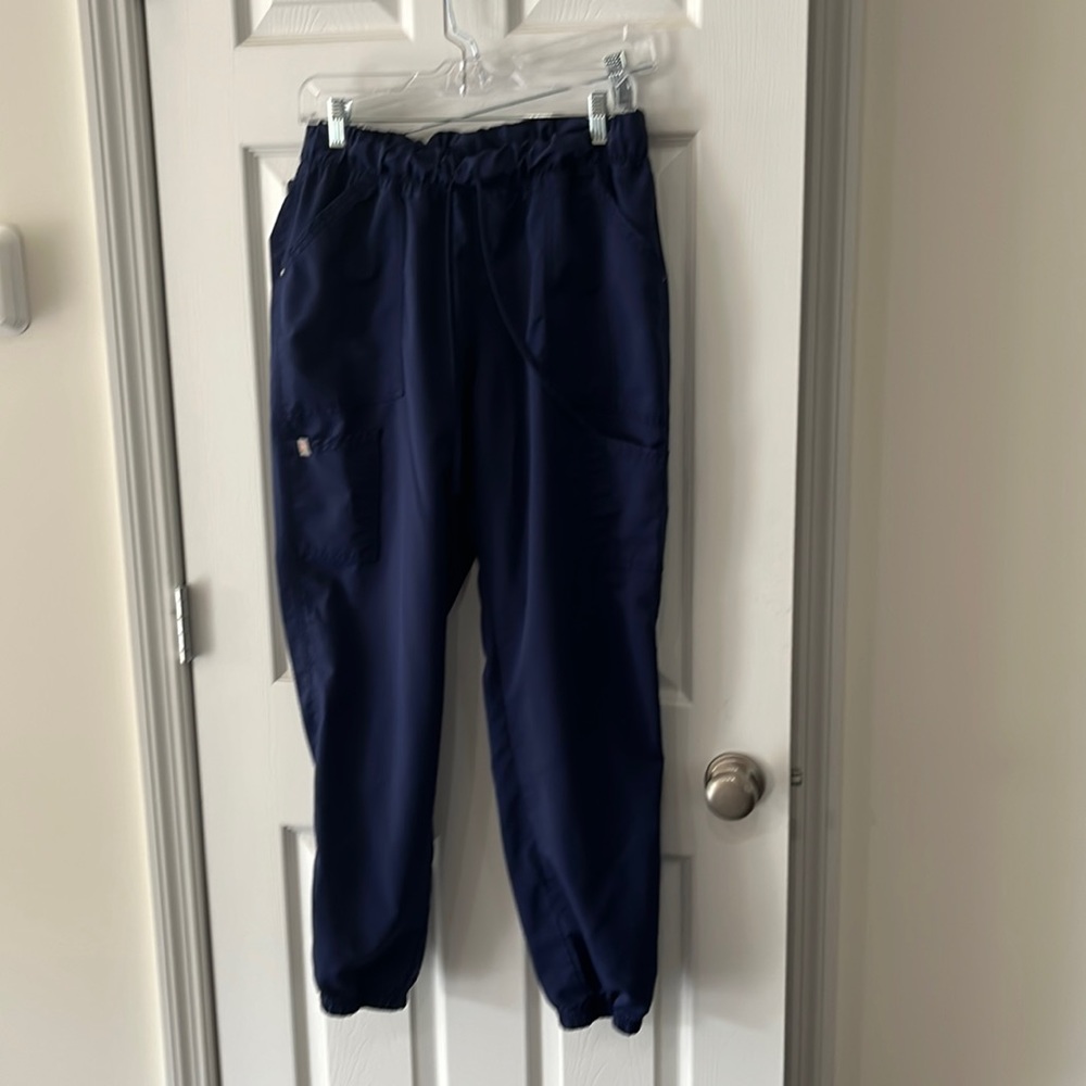 Scrub pants